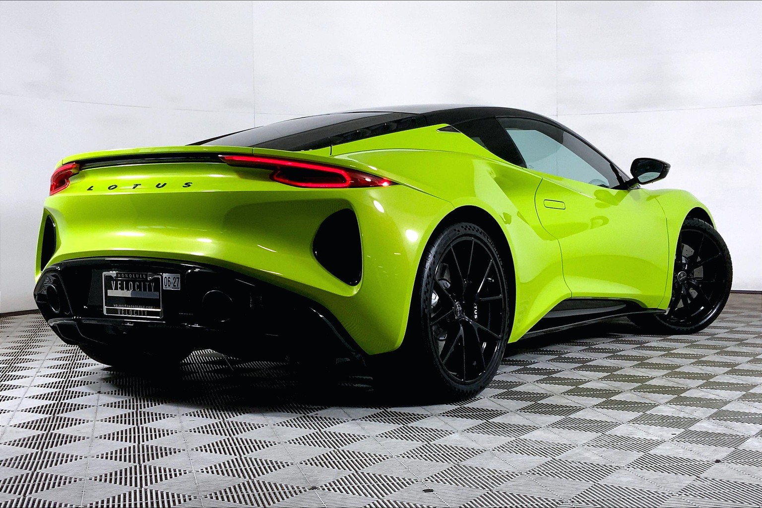 New Isotope Green 2025 Lotus Emira V6 for Sale in Honolulu, HI